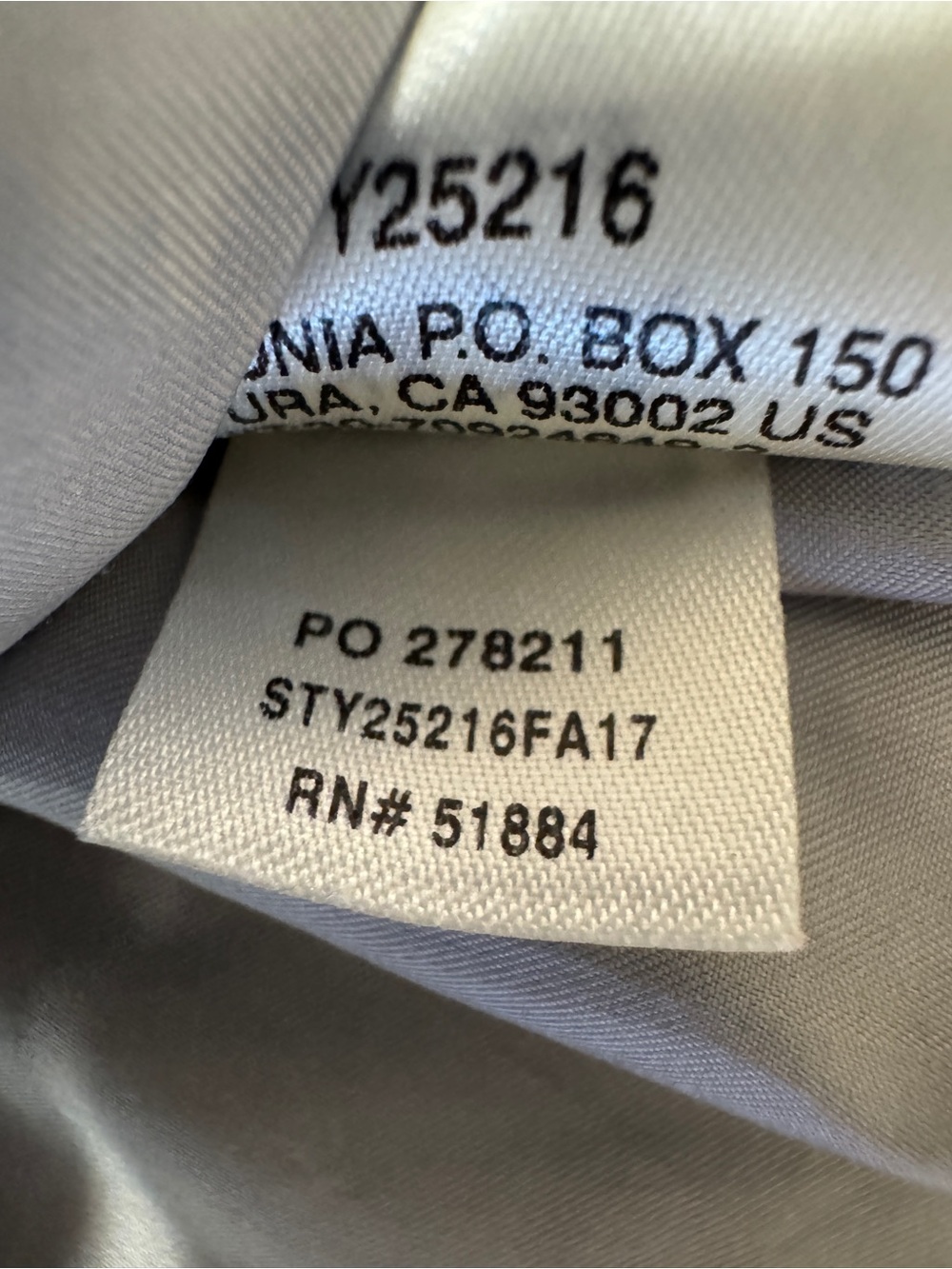 Patagonia Women's Light Gray Sherpa Fleece Vest - Picture 6 of 8